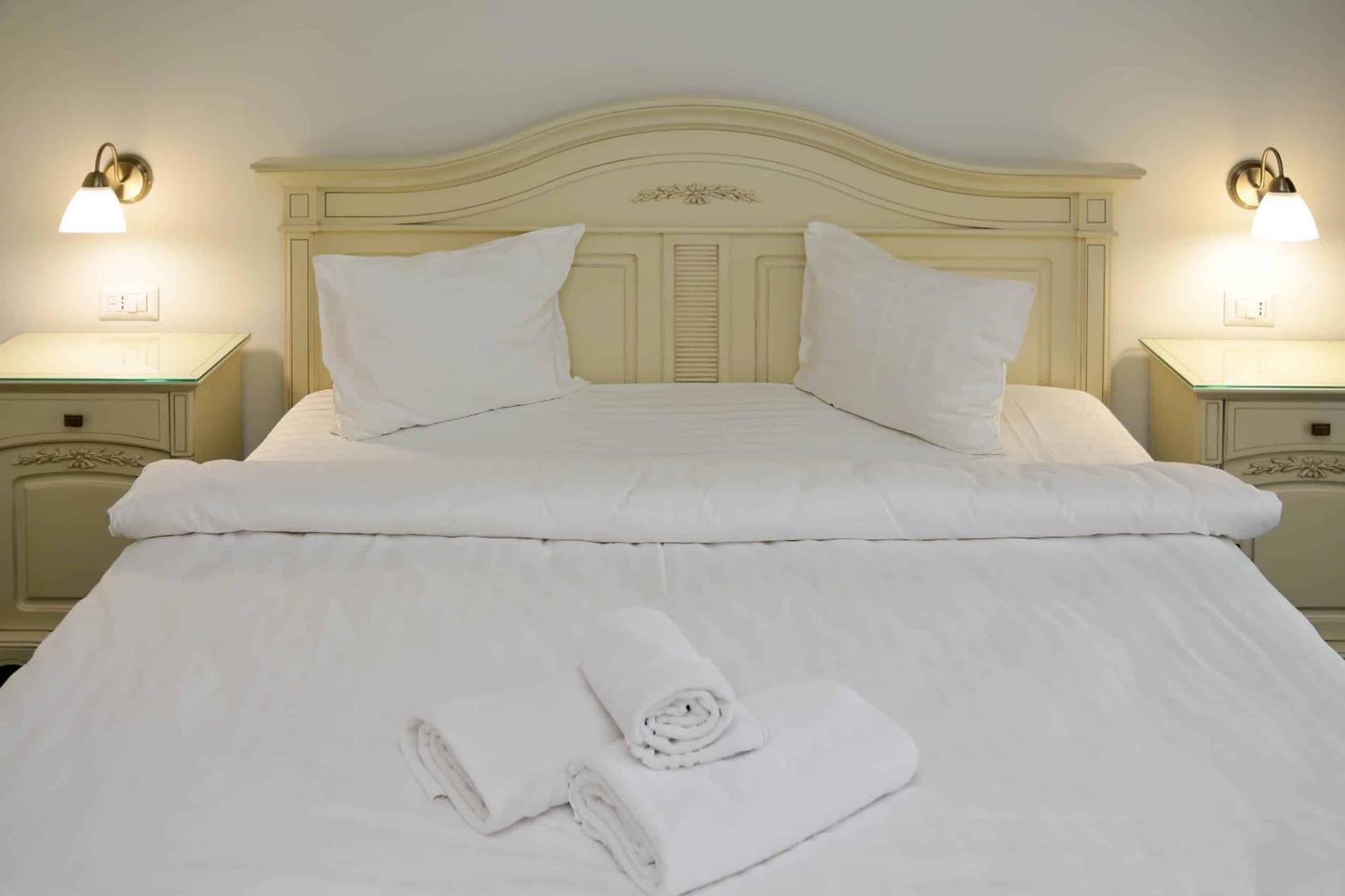 Green Park Boutique Hotel Focşani 外观 照片